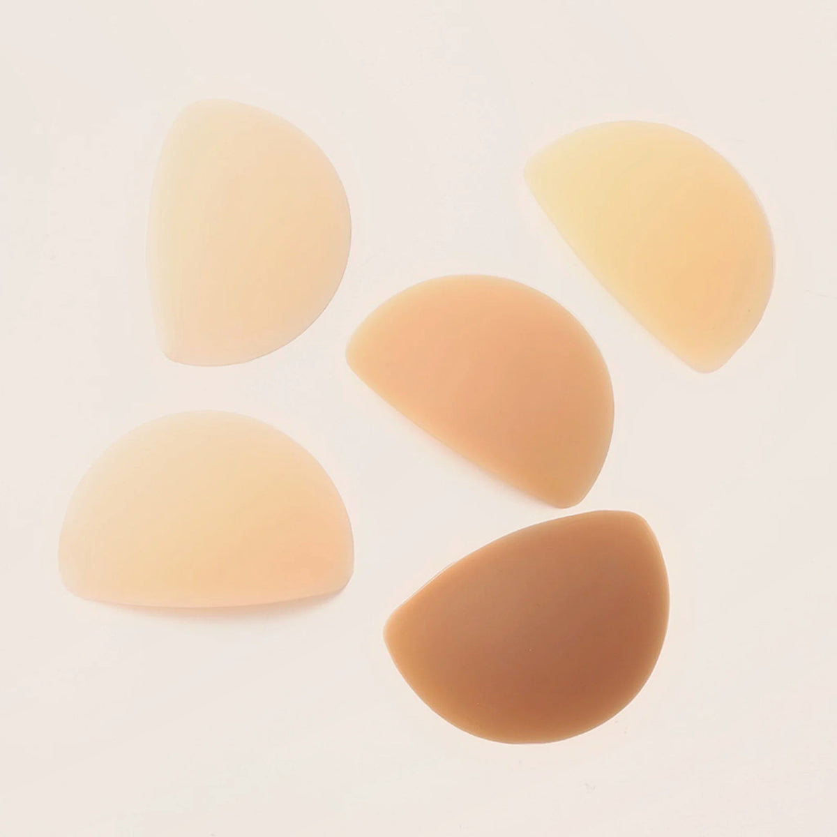 Le Vestiaire — La Goutte — cache-tétons en silicone réutilisable, les cinq teintes Sensora Paris